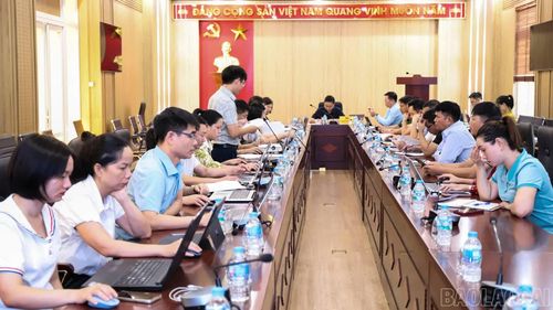 Quang cảnh hội nghị.