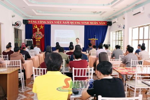 Tập huấn kiến thức khuyến nông cho nông dân xã Thuận Châu và xã Bình Thuận.