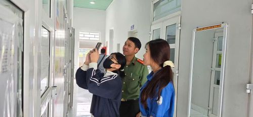 Niềm vui của Công an xã Hàm Kiệm khi mô hình được người dân đón nhận.