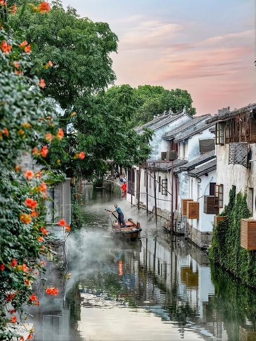 Nhờ được hỗ trợ đúng lúc, người sinh tháng 1 Âm lịch có thể giảm bớt những vòng vèo không cần thiết trên đường đời. Ảnh minh họa