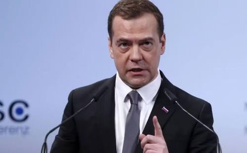 Phó chủ tịch Hội đồng An ninh Nga Dmitry Medvedev hồi tháng 7 cho biết Moskva không cần phát lệnh động viên nhờ khoảng 200.000 tình nguyện viên đã ký hợp đồng trong 6 tháng đầu năm 2026.