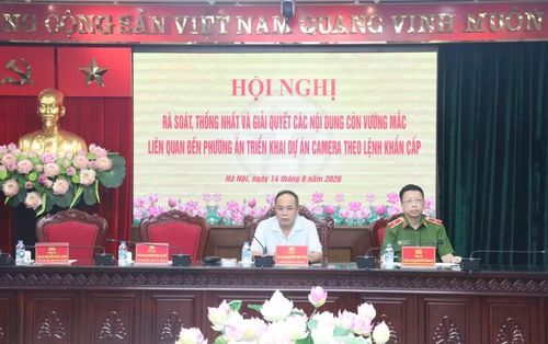 Trung tướng Nguyễn Thanh Tùng, Ủy viên Ban Thường vụ Thành ủy, Bí thư Đảng ủy, Giám đốc CATP phát biểu chỉ đạo hội nghị
