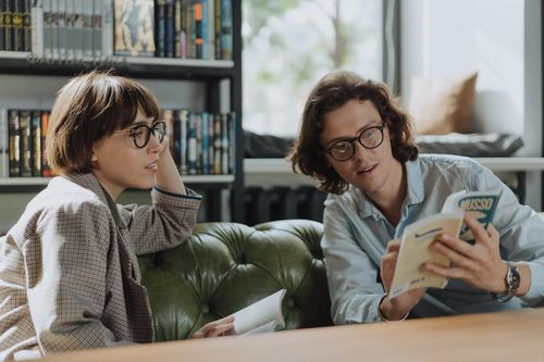 Nhiều nhà văn cũng đồng tình với quan điểm nên bỏ dở những cuốn sách không phù hợp. Ảnh: Pexels.