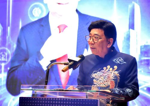 Ông Nguyễn Trường Sơn, Chủ tịch Hiệp hội Quảng cáo Việt Nam, đồng Trưởng Ban tổ chức Vạn Xuân Awards cho rằng chưa bao giờ dòng chảy văn hóa Việt Nam lại đứng trước thời cơ bứt phá mạnh mẽ như hôm nay