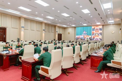 Quang cảnh hội nghị.  