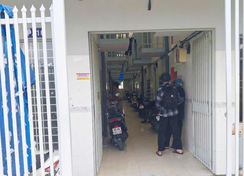Những ngày qua, có nhiều phụ huynh tìm đến trung tâm TP Cần Thơ để thuê trọ cho con