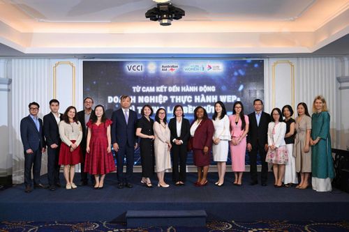 Diễn đàn do Hội đồng Doanh nhân nữ Việt Nam thuộc Liên đoàn Thương mại và Công nghiệp Việt Nam (VCCI) phối hợp với Quỹ Châu Á, Hội Nữ doanh nhân tỉnh Quảng Ninh trong khuôn khổ Chương trình Quỹ An Ninh mạng châu Á – Thái Bình Dương (ACF) tổ chức. Ảnh: Ngọc Quỳnh/Bnews/vnanet.vn