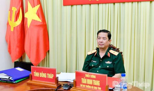 Thiếu tướng Trần Minh Trang dự tại điểm cầu tỉnh Đồng Tháp.