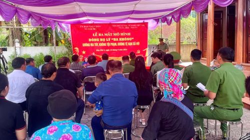 Quang cảnh lễ ra mắt.
