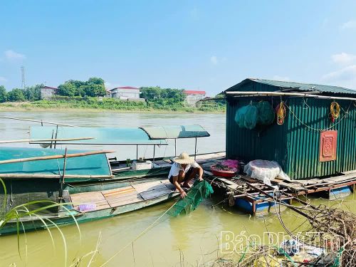 Người Vân Tập vẫn theo nghề sông nước, nhưng cuộc sống hôm nay đã đỡ vất vả hơn xưa nhiều.