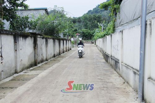 Tuyến đường giao thông tổ 2, phường Chiềng Sinh được nâng cấp thuận tiện đi lại cho nhân dân.