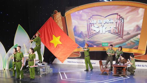Phần thi tự giới thiệu của Đội Đảng bộ Công an tỉnh tại Gameshow “Dân ta phải biết sử ta” năm 2026.