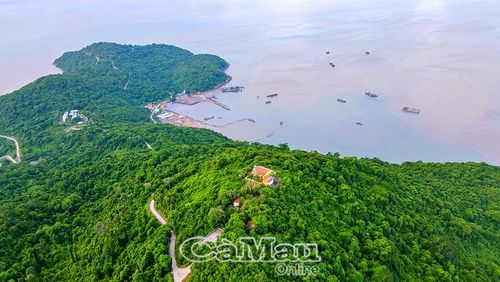 Hạ tầng giao thông hoàn thiện sẽ giúp kết nối tour, tuyến đến đảo Hòn Khoai, góp phần gia tăng chi tiêu của du khách trong chuyến đi.