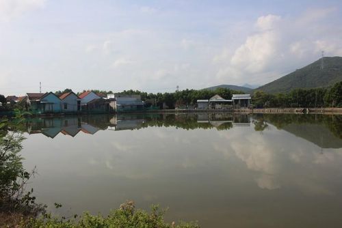 Sự yên bình ở làng Hà Liên khiến nhiều người đến một lần là nhớ. Ảnh: HĐ.