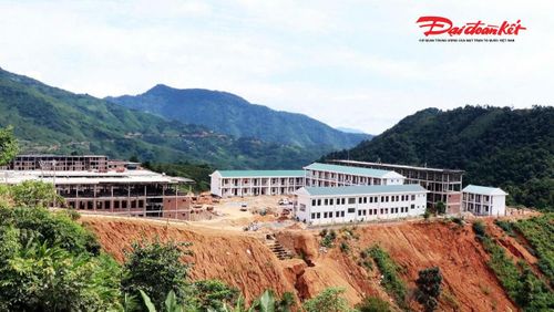 Tính đến 14/8, Trường Phổ thông nội trú liên cấp Tiểu học và THCS Na Ngoi đã hoàn thành gần 90% khối lượng công trình, đảm bảo đúng tiến độ đưa vào vận hành 30/8.