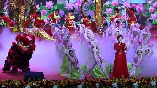 Các chương trình mang đậm bản sắc văn hóa luôn thu hút đông đảo người xem trên nền tảng số. (Ảnh: KHÁNH AN)