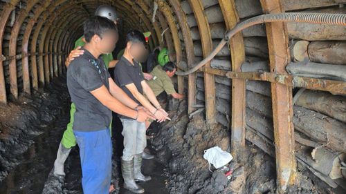Hai đối tượng Khắc T. và Quang T. chỉ địa điểm “đập đá”.