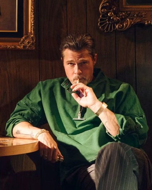 Không phải ngẫu nhiên Brad Pitt đang được gọi là "ông già đáng thương, tội nghiệp".