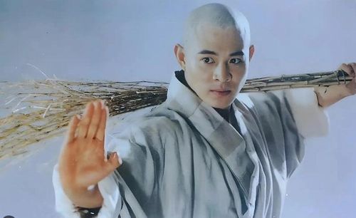 Lý Liên Kiệt trong Thiếu Lâm Tự.