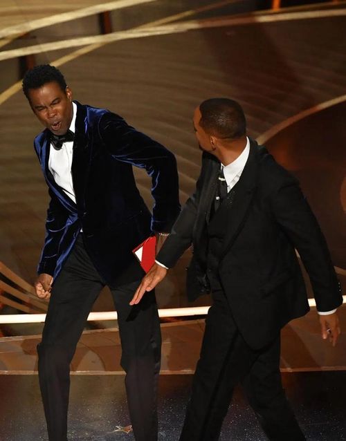 Cú tát của Will Smith tại Oscar 2022.