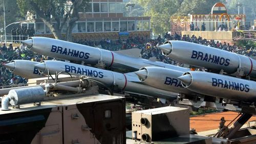 Tên lửa Brahmos của Ấn Độ. Ảnh: Moneycontrol.