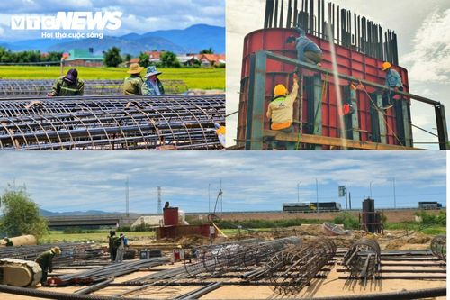 Cách đó không xa, tại dầm cầu Bình Tân và nút giao Quốc lộ 19B, những khung thép khổng lồ được tạo hình phục vụ cho hàng trăm m³ bê tông được đổ liên tục.