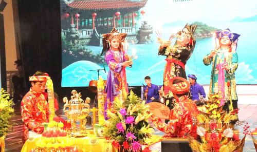 Một nghi thức thực hành tín ngưỡng thờ Mẫu