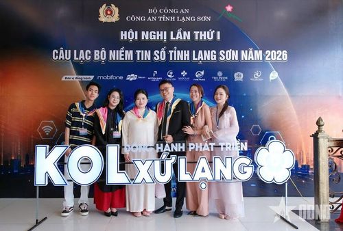 Các KOL Xứ Lạng đồng hành cùng Câu lạc bộ Niềm tin số tỉnh Lạng Sơn. Ảnh: MAI ANH