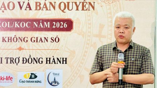  Ông Nguyễn Lâm Thanh, Tổng Giám đốc Công ty TNHH Công nghệ TikTok Việt Nam, Phó Chủ tịch Hội Truyền thông số Việt Nam, nhấn mạnh tầm quan trọng của việc kiểm soát thông tin mạng trong kỷ nguyên trí tuệ nhân tạo. Ảnh: HỒNG ĐÀO 