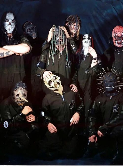 Sid Wilson gia nhập Slipknot năm 1998.