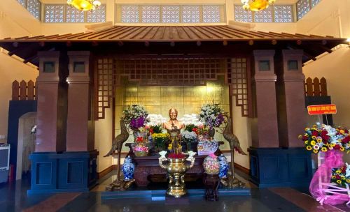 Gian thờ cố Thủ tướng Võ Văn Kiệt trong “Vườn ông Sáu Dân”. Tháng 11.2022, Khu lưu niệm được Bộ Văn hóa Thể thao và Du lịch công nhận di tích quốc gia. Ảnh: Kim Dung - Cửu Long