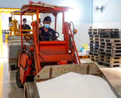 Khu Công nghiệp Khánh An là khu công nghiệp quan trọng của tỉnh, được đầu tư hạ tầng cơ bản. Ảnh: Chí Diện