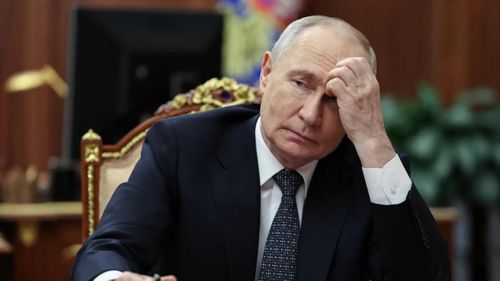 Trong bức ảnh được hãng thông tấn nhà nước Nga Sputnik công bố, Tổng thống Nga Vladimir Putin gặp gỡ người lãnh đạo do Moscow bổ nhiệm tại các khu vực do Nga kiểm soát thuộc vùng Zaporizhzhia, tại Điện Kremlin ở Moscow vào ngày 20/7/2026.