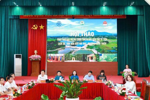 Hội thảo thu hút sự tham gia của các nhà khoa học, chuyên gia, nhà nghiên cứu trong lĩnh vực lịch sử, văn hóa, kiến trúc và Hán - Nôm. Ảnh: TH