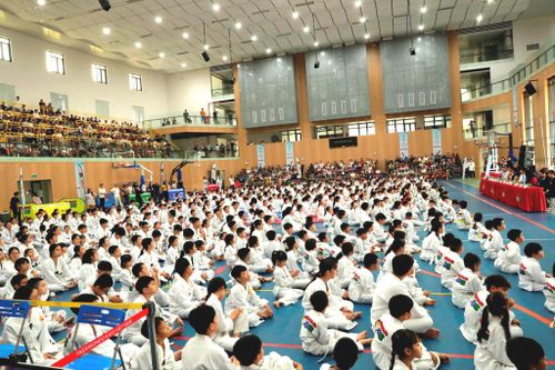 Con số gần 700 võ sinh dự chương trình là bước phát triển mạnh về số lượng võ sinh thi lên đai. Ảnh: Minh Thu