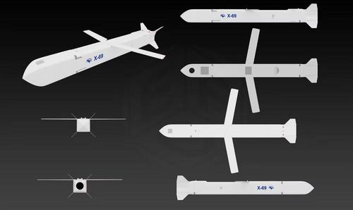Trong khi đó, Su-34 cung cấp một nền tảng tấn công phổ biến hơn để triển khai tên lửa hành trình trong các nhiệm vụ đánh mục tiêu mặt đất.