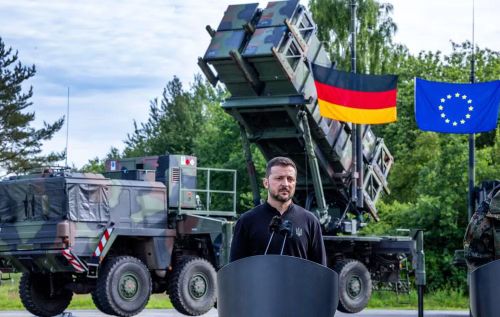 Đây cũng là lý do vấn đề đạn đánh chặn trở nên đặc biệt quan trọng. Ukraine có thể bắn hạ phần lớn UAV trong một số đợt tấn công, nhưng để bảo vệ các mục tiêu trọng yếu trước tên lửa đạn đạo, nước này cần những hệ thống chuyên dụng như Patriot.