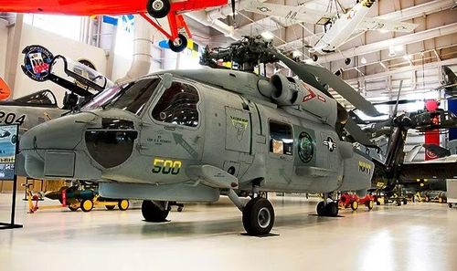 Lực lượng phòng vệ Israel đã mua tổng cộng 8 chiếc trực thăng SH-60F Seahawk từ Hải quân Hoa Kỳ thông qua chương trình Bán trang bị quốc phòng dư thừa (EDA).