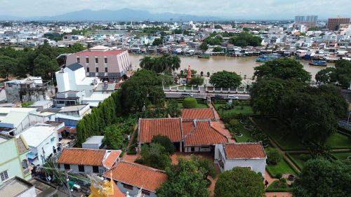 Di tích Trường Dục Thanh hiện nay được tu sửa, phục dựng khá khang trang