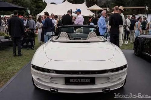 Dù được ra đời từ nền tảng của Aston Martin Vanquish nhưng Bodo Cabriolet sở hữu thiết kế ngoại thất không còn chút liên quan đến mẫu xe gốc. Phần đầu xe đi kèm lưới tản nhiệt cỡ lớn với các nan dọc nổi bật, kết hợp cùng các hốc hút gió đặc trưng được sơn màu đen và cụm đèn pha thiết kế riêng.