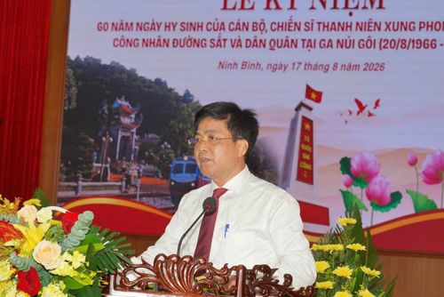 Các đại biểu phát biểu ý kiến tại lễ kỷ niệm.