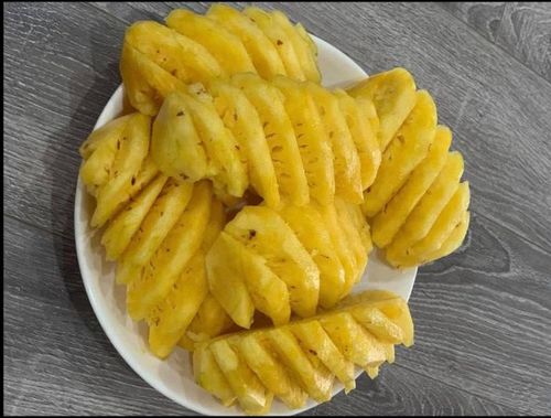 Dứa là loại trái cây tốt cho sức khỏe. Ảnh: Hoa Linh.