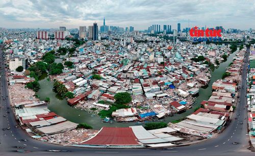 Riêng phường Gia Định có 869 trường hợp bị ảnh hưởng với tổng kinh phí bồi thường hơn 3.900 tỷ đồng. Toàn bộ các hộ dân đã thống nhất nhận bồi thường và tự nguyện bàn giao mặt bằng, không phải thực hiện cưỡng chế.