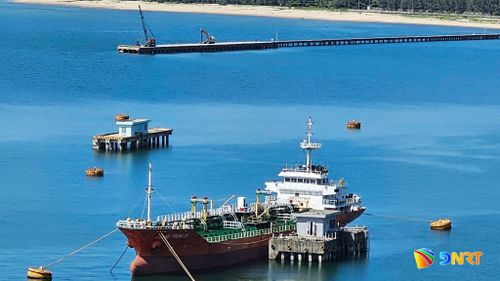 Dự án xây dựng tổng thể bến cảng container đang được triển khai tại phần cơ sở hạ tầng dùng chung, giai đoạn 1. Ảnh: THÀNH LÂN