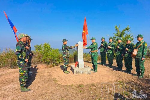 Lực lượng BĐBP Điện Biên duy trì phối hợp tổ chức tuần tra song phương trên tuyến biên giới Việt Nam - Lào.