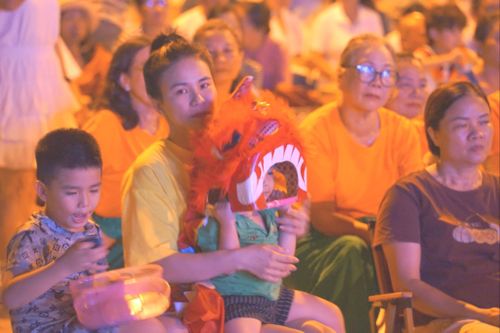 Không chỉ là nơi thưởng thức âm nhạc, nơi đây còn là không gian giải trí tinh thần cho người dân địa phương và du khách