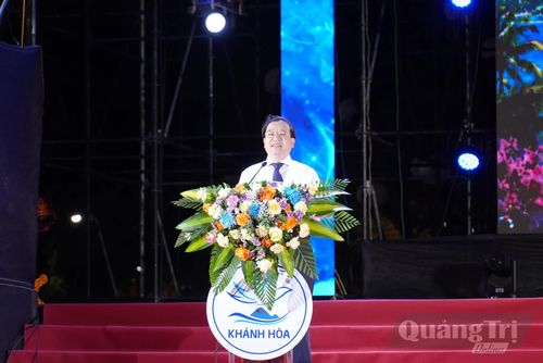 Đồng chí Hà Văn Siêu, Phó Cục trưởng Cục Du lịch Quốc gia Việt Nam phát biểu tại lễ khai mạc - Ảnh: T.Đ