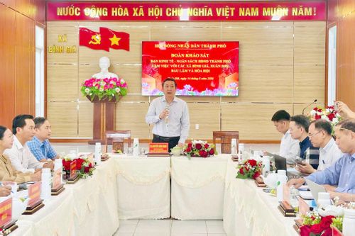 Trưởng Ban Kinh tế - Ngân sách HĐND TP. Hồ Chí Minh Nguyễn Công Danh phát biểu tại buổi khảo sát. . Ảnh: Châu Vũ