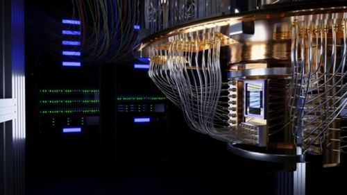 Minh hoạ một máy tính lượng tử kết nối với hạ tầng đám mây. Ảnh: Quantinuum