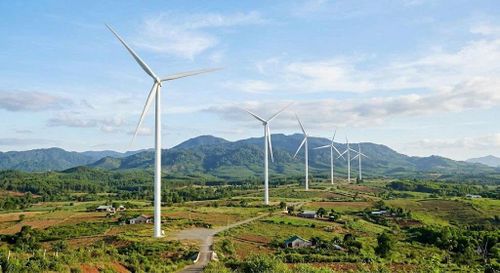 Việc bấm nút triển khai Nhà máy điện gió Ia Hla không chỉ giúp bổ sung nguồn điện năng quan trọng cho lưới điện quốc gia, giảm thiểu tổn thất truyền tải mà còn mang lại giá trị chiến lược to lớn cho địa phương.